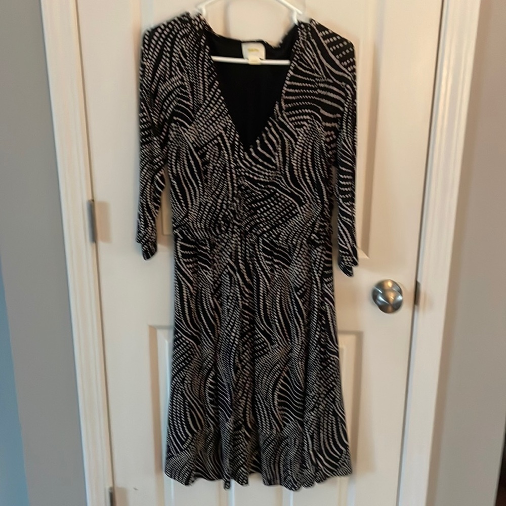 Maeve dress size L- beautiful black/ivory print